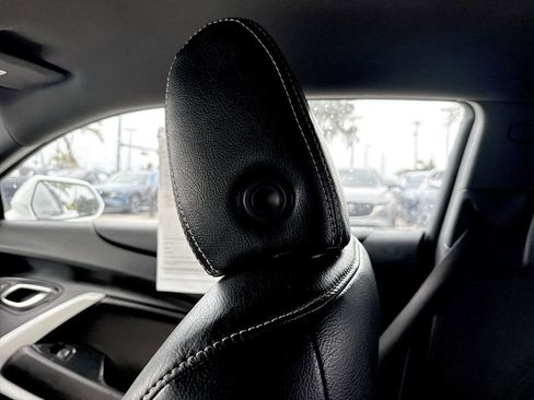 Used 2018 Chevrolet Camaro LT w/ RS Package image 17