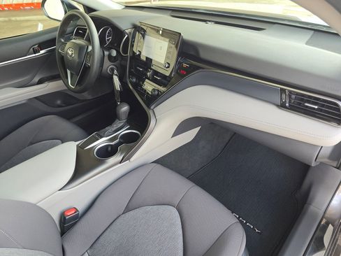 Used 2024 Toyota Camry LE image 30