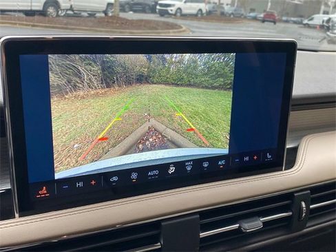 Used 2023 Lincoln Corsair FWD image 25