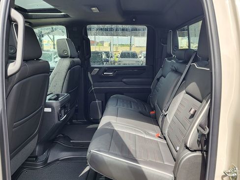 New 2026 GMC Sierra 2500 AT4X w/ LPO, Black Badging Package AWD/4WD image 47