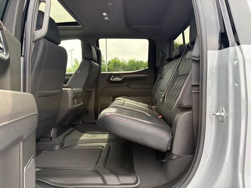 Used 2025 Chevrolet Silverado 1500 RST AWD/4WD image 35