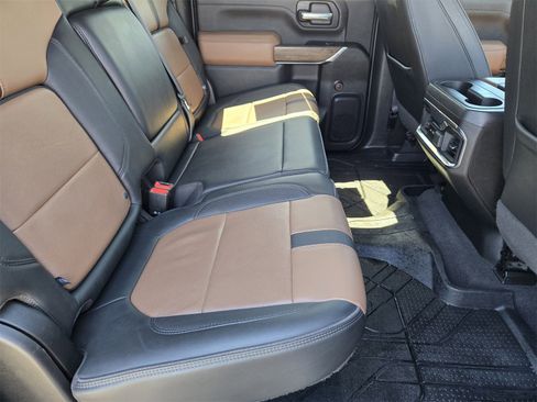 Used 2022 Chevrolet Silverado 2500 High Country image 30