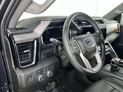 Used 2022 GMC Sierra 1500 Denali w/ Denali Reserve Package AWD/4WD image 10