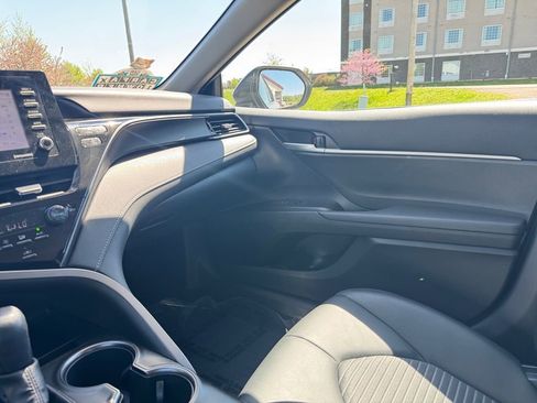 Used 2023 Toyota Camry SE FWD image 28