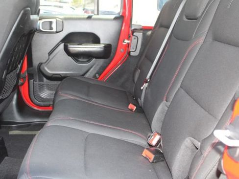 Used 2020 Jeep Wrangler Unlimited Rubicon AWD/4WD image 34
