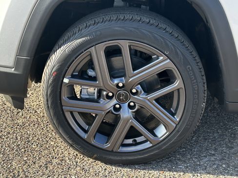 New 2026 Jeep Compass Limited AWD/4WD image 6