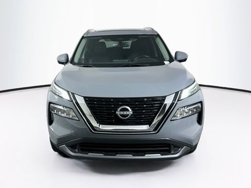 Used 2023 Nissan Rogue SL FWD image 2