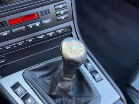 Used 2002 BMW M3 Convertible image 29