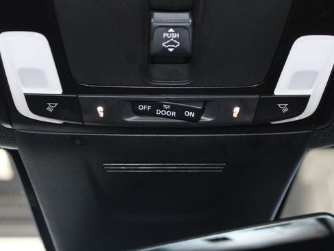 Used 2025 Honda CR-V Sport-L image 39