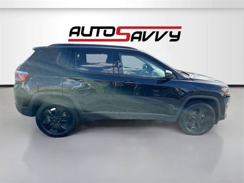 Used 2020 Jeep Compass Latitude image 8