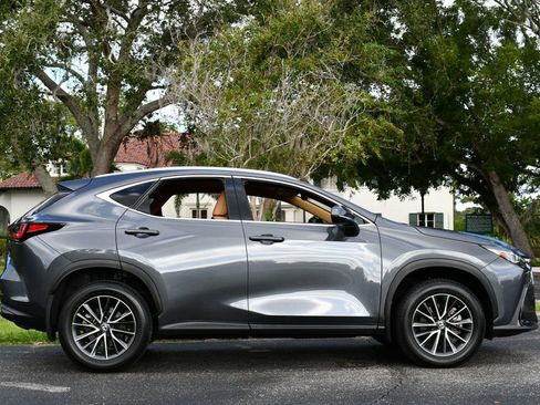 Used 2025 Lexus NX 250 FWD w/ Towing Package (2000 Lbs) image 32