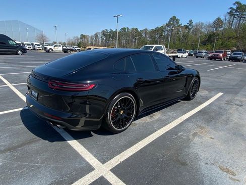 Used 2018 Porsche Panamera image 7