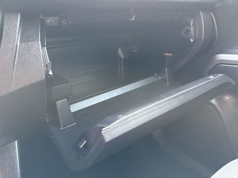 Used 2021 Toyota Tacoma TRD Off-Road image 29