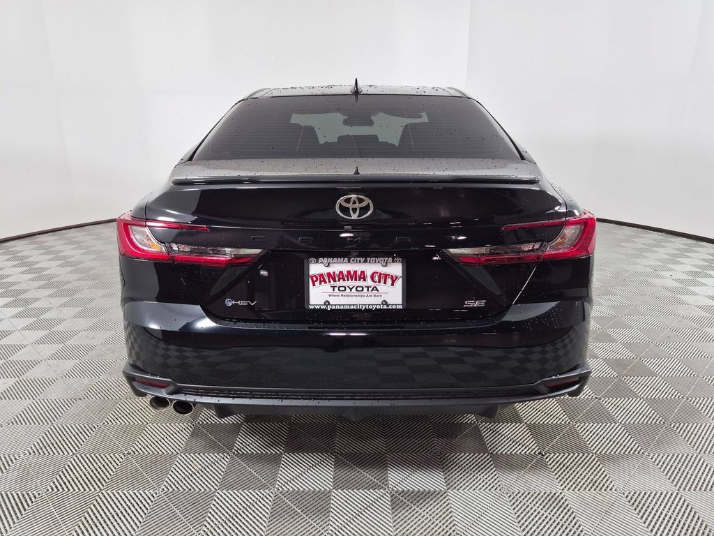 Used 2026 Toyota Camry SE FWD image 4