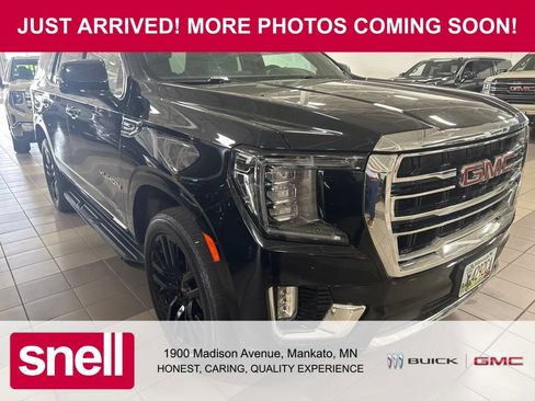 Used 2022 GMC Yukon SLT w/ SLT Premium Package AWD/4WD image 2