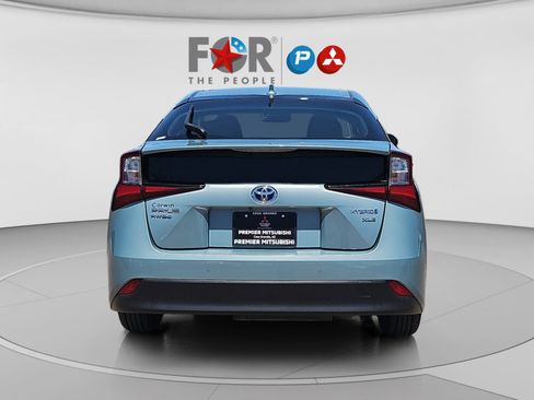 Used 2020 Toyota Prius XLE AWD/4WD image 4