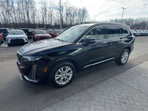 Certified 2023 Cadillac XT6 Luxury image 4