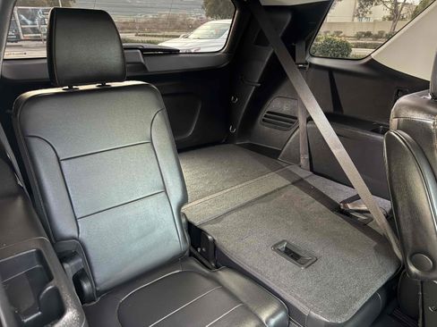 Used 2018 Chevrolet Traverse Premier w/ LPO, Black Accent Package image 57