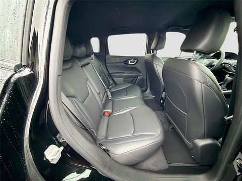 New 2026 Jeep Compass Limited image 23