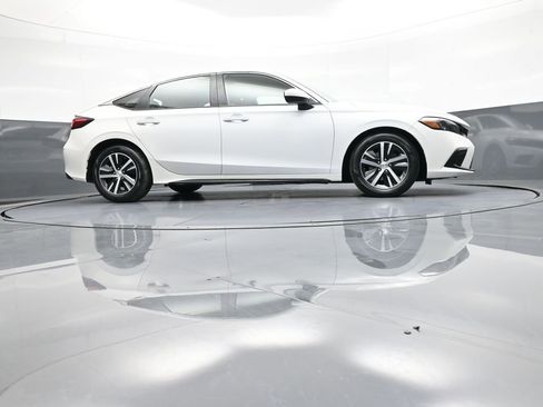 Certified 2023 Honda Civic LX image 27