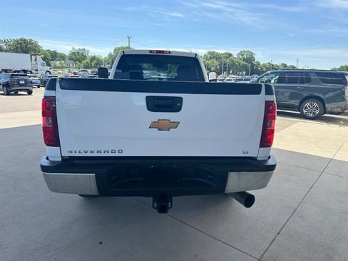Used 2010 Chevrolet Silverado 3500 LT w/ Interior Plus Package AWD/4WD image 9