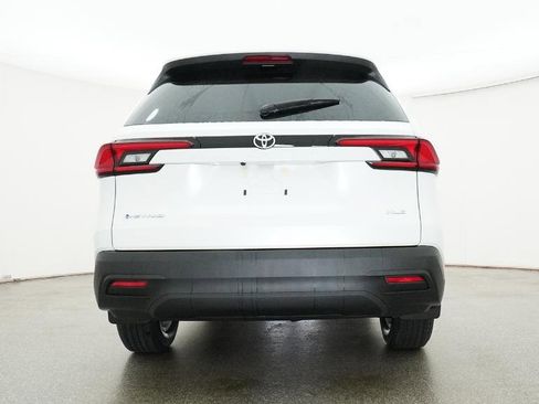 New 2026 Toyota Grand Highlander AWD Hybrid image 2