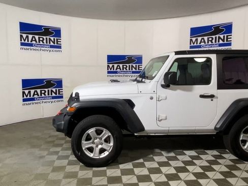Used 2020 Jeep Wrangler Sport AWD/4WD image 7