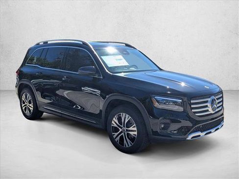 Used 2026 Mercedes-Benz GLB 250 image 6