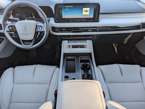 New 2026 Lincoln Aviator Reserve w/ Luxury Package image 5
