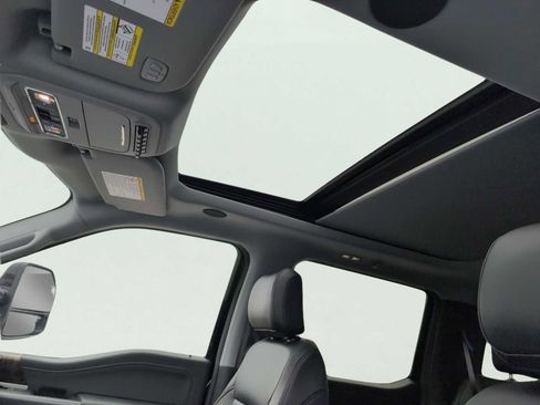 New 2026 Ford F250 Lariat w/ Black Appearance Package image 11