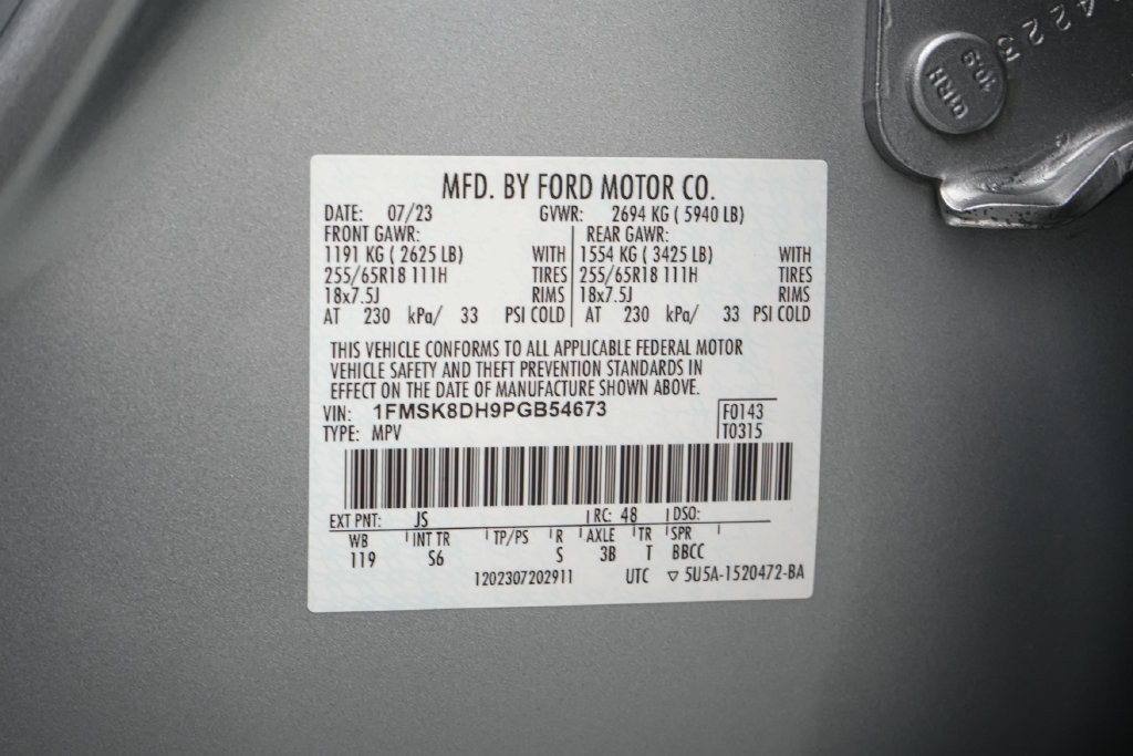 Certified 2023 Ford Explorer XLT w/ Equipment Group 202A AWD/4WD image 26