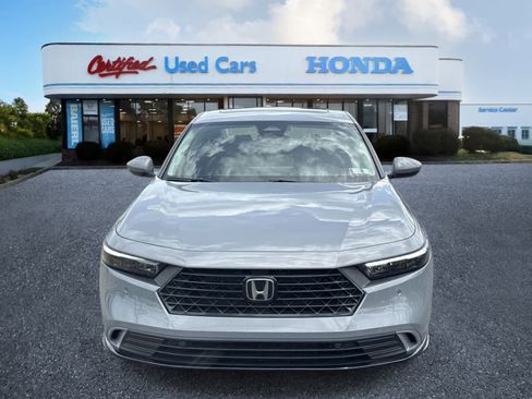 Used 2025 Honda Accord EX-L image 8
