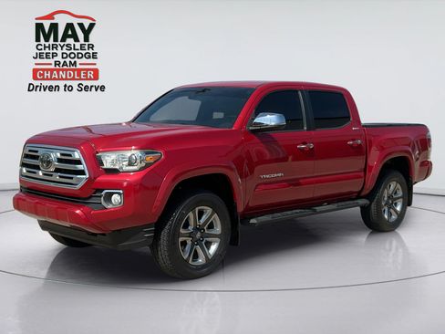 Used 2019 Toyota Tacoma Limited RWD image 3