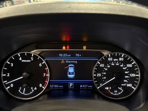 Used 2024 Nissan Altima 2.5 SV FWD image 18