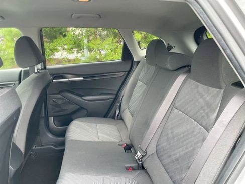 Used 2021 Kia Seltos LX image 12