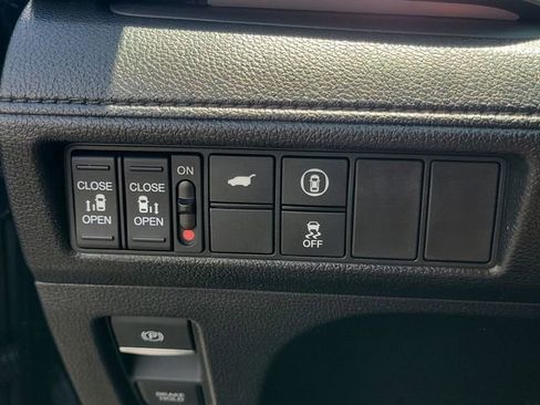 Used 2024 Honda Odyssey Sport image 26