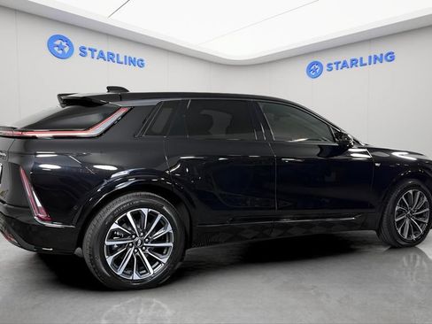Used 2024 Cadillac Lyriq Sport w/ LPO, Floor Liner Package AWD/4WD image 10
