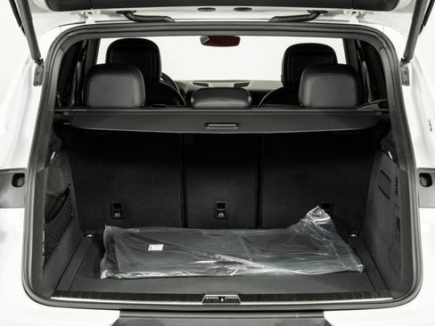 Certified 2026 Porsche Cayenne AWD/4WD image 31