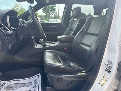 Certified 2021 Jeep Grand Cherokee Limited w/ Quick Order Package 28K 80th AWD/4WD image 9