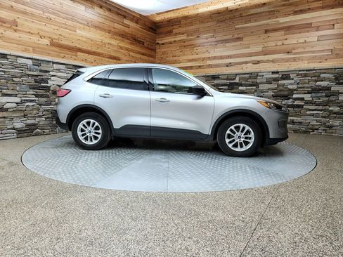 Used 2022 Ford Escape SE w/ Convenience Package image 8