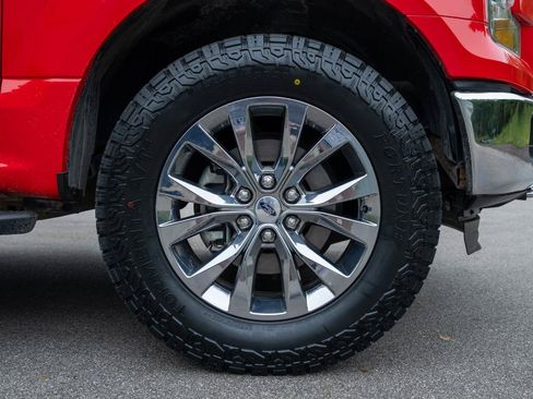 Used 2016 Ford F150 XLT w/ Equipment Group 302A Luxury AWD/4WD image 11