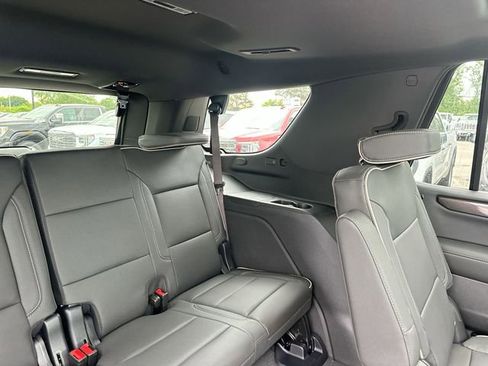 New 2026 GMC Yukon Elevation w/ Elevation Premium Package AWD/4WD image 14