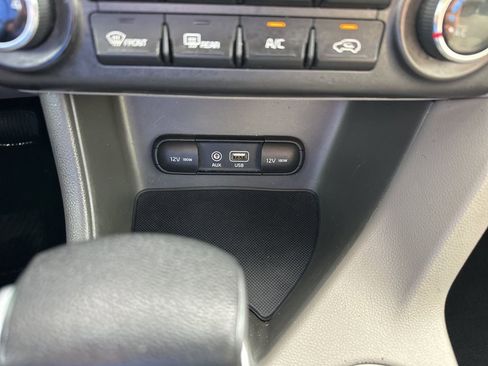 Used 2018 Kia Sportage LX image 5