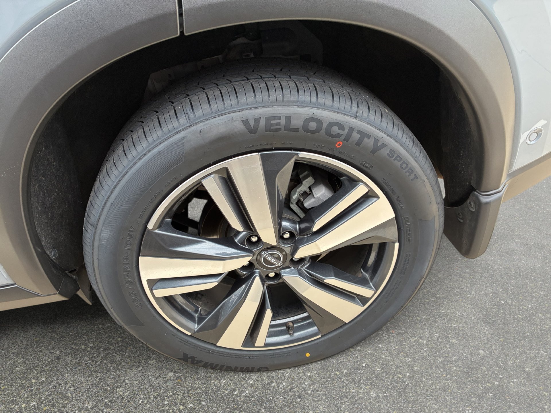Used 2023 Nissan Rogue SL w/ SL Premium Package FWD image 32