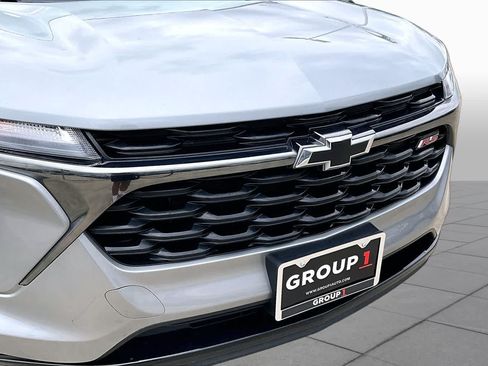 Used 2024 Chevrolet Trax RS w/ Driver Confidence Package FWD image 28