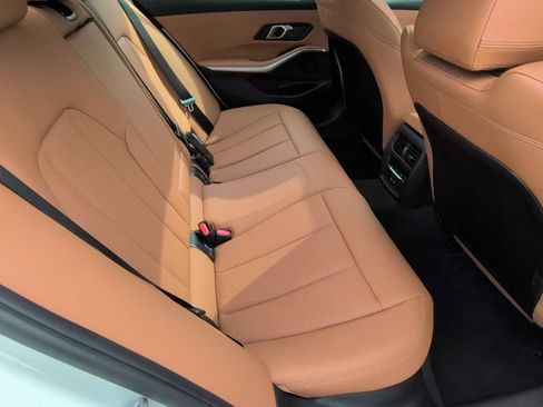 New 2025 BMW 330i xDrive Sedan w/ Premium Package AWD/4WD image 20