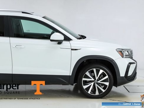 Used 2024 Volkswagen Taos SE FWD image 49
