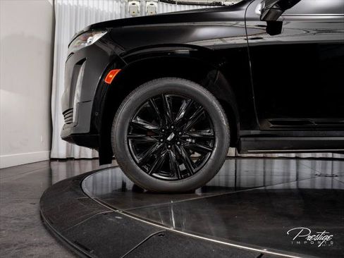 Used 2022 Cadillac Escalade Sport w/ Touring Package AWD/4WD image 7
