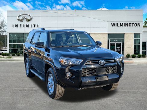 Used 2023 Toyota 4Runner SR5 Premium image 1