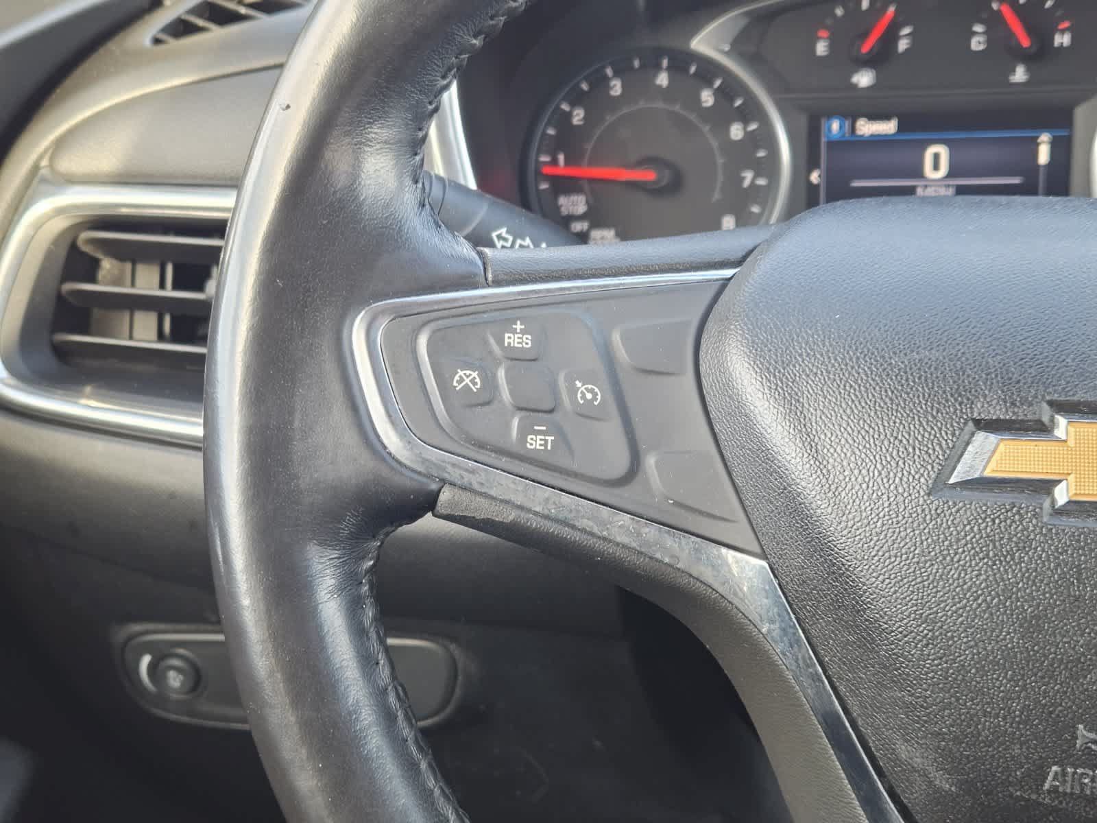 Used 2019 Chevrolet Equinox LT FWD image 25